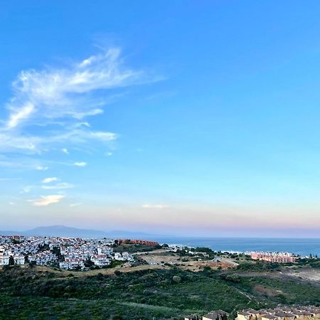 Top Sea View Apartment - 7 Minutes To Sotogrande Кастильо-де-Сабинильяс Экстерьер фото
