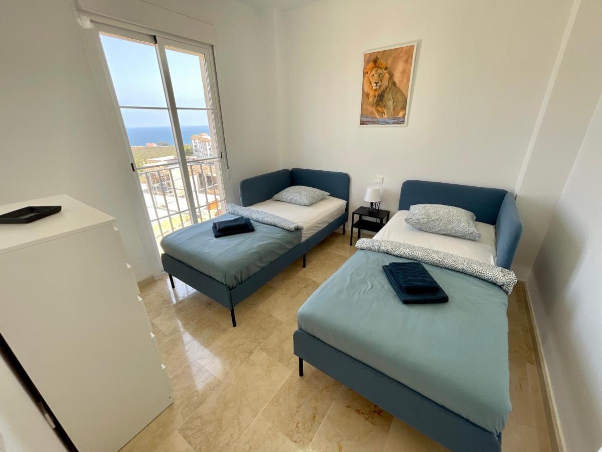Top Sea View Apartment - 7 Minutes To Sotogrande Кастильо-де-Сабинильяс Экстерьер фото